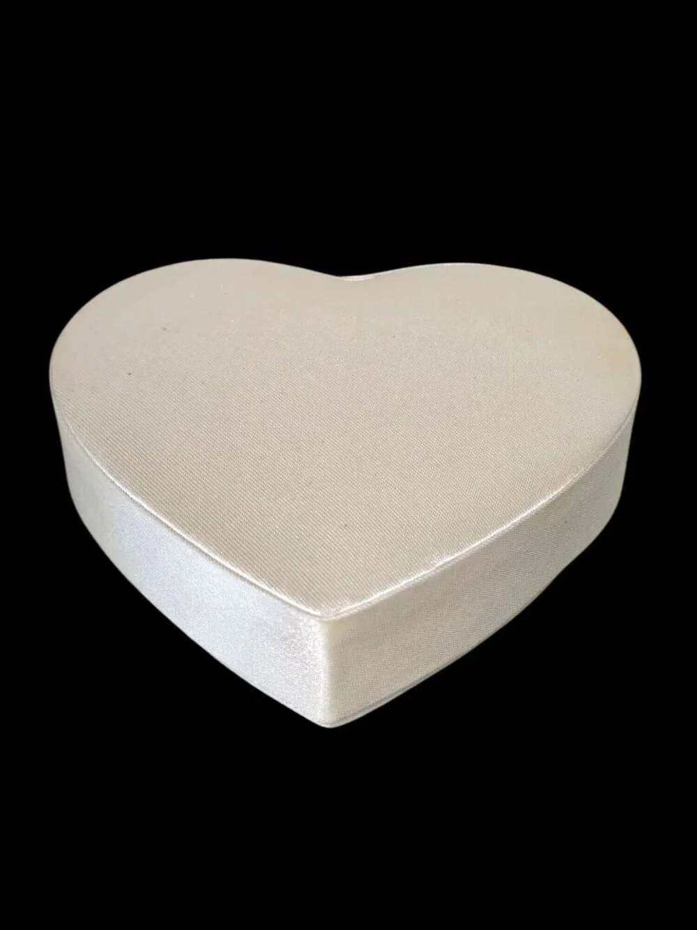 Heart-Shaped Cream Satin Decorative Candy Box Collectible Decor